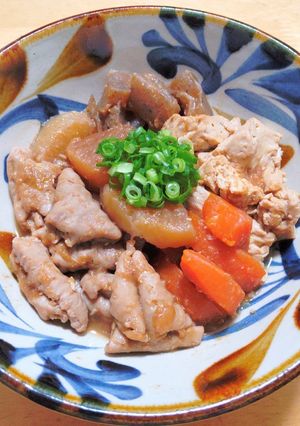 マルコメ「赤だし」でもつの煮込み-レシピのメイン写真