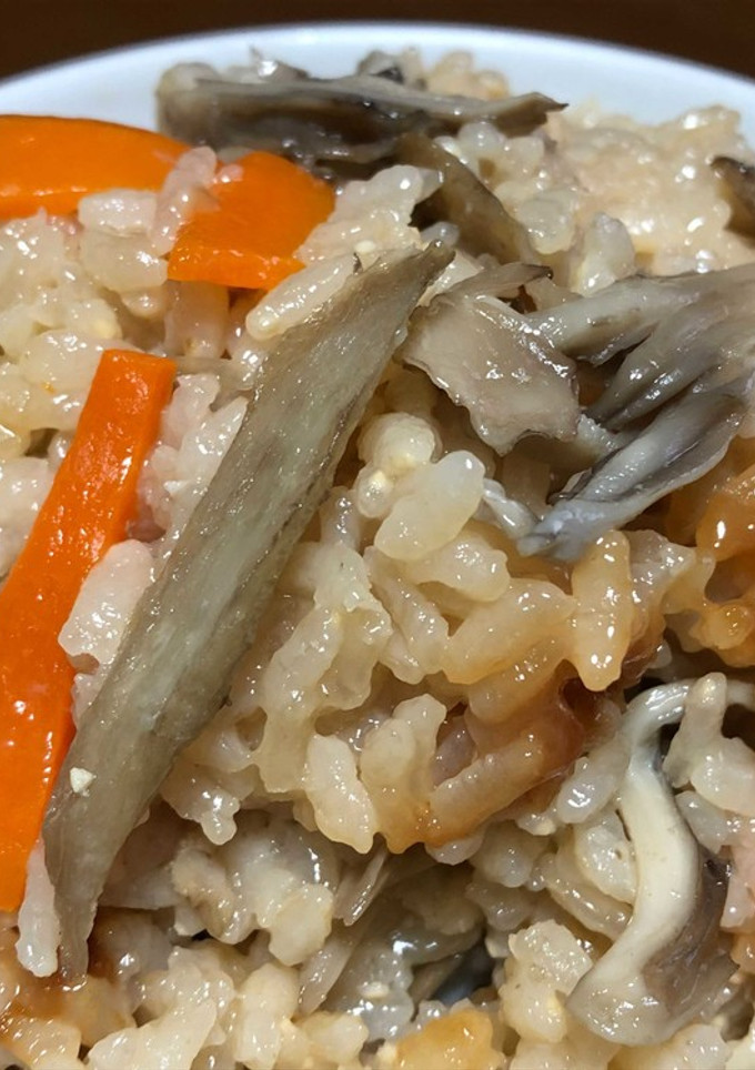 舞茸と鶏肉の玄米炊き込みご飯♪-レシピのメイン写真