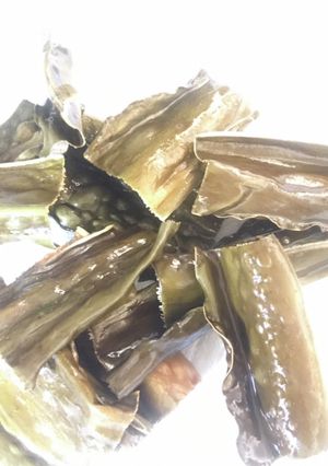 ダシ昆布消費おやつ(塩辛いです)-レシピのメイン写真