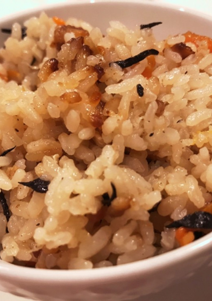 我が家の定番！ひじきの炊き込みご飯-レシピのメイン写真