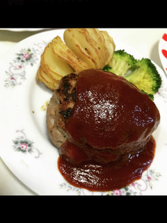 【肉汁封印】ハンバーグ-レシピのメイン写真