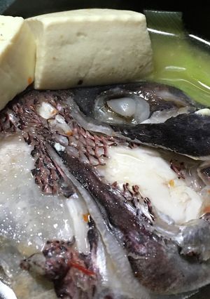 出汁がいい。超簡単！鯛のあらと鶏がらの鍋-レシピのメイン写真