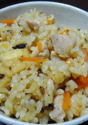 ゴボウ茶でお手軽★炊き込みご飯-レシピのメイン写真