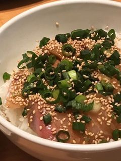 ブリのごま漬け丼にんにく風味-レシピのメイン写真