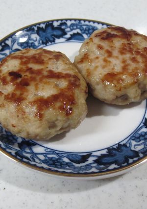 卵・乳・パン粉なしでもふっくらハンバーグ-レシピのメイン写真