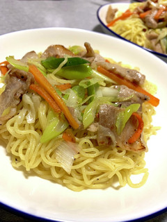 ネギがたっぷり!塩焼きそば-レシピのメイン写真