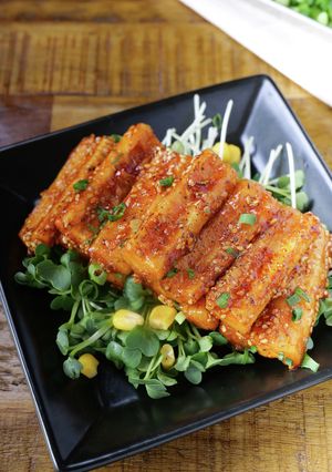 外はカリ！中はモチっ！ヤンニョムちくわぶ-レシピのメイン写真