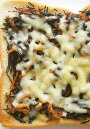 冷凍作り置き◎ひじきの煮物チーズトースト-レシピのメイン写真