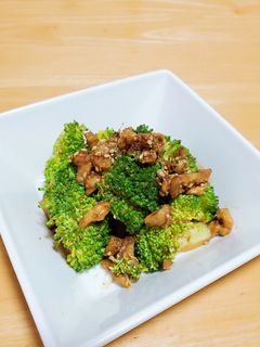 ブロッコリーのくるみごま和え-レシピのメイン写真