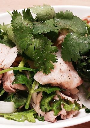 ワインに合う♪豚肉とパクチーの炒めもの-レシピのメイン写真