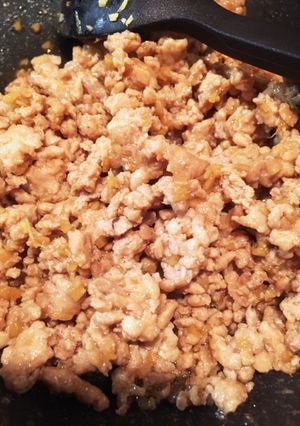 肉感しっかり　ごはんの進む鶏そぼろ-レシピのメイン写真