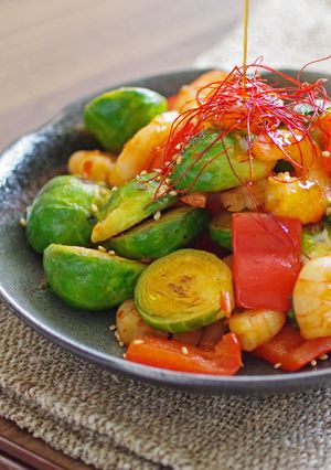 芽キャベツとエビの中華炒め-レシピのメイン写真