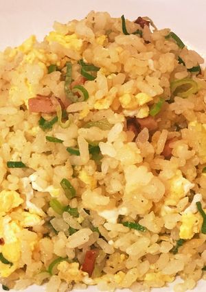 簡単♪焼豚と冷凍ご飯で♪チャーハン♪-レシピのメイン写真