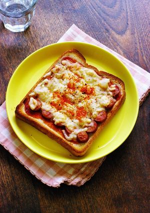 簡単★ソーセージの冷凍作りおきトースト-レシピのメイン写真
