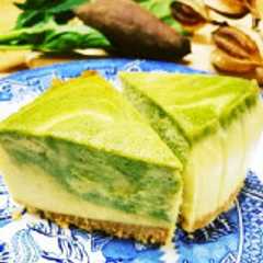 A picture of 埼玉野菜のマーブルチーズケーキ.