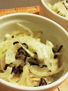 ◆簡単5分副菜♡新玉ねぎ&塩昆布ナムル◆-レシピのメイン写真