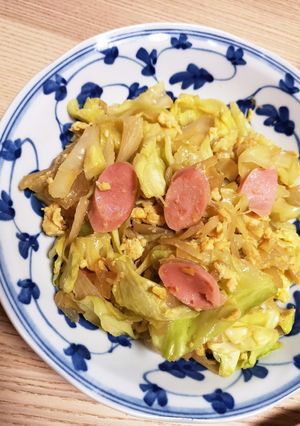キャベツとソーセージ炒め-レシピのメイン写真