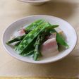 春野菜とベーコンの白だしさっと煮