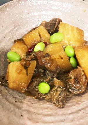 ストウブ で作る とろり牛すじ煮込み-レシピのメイン写真