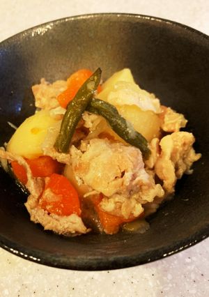 ストウブ 塩麹肉じゃが-レシピのメイン写真