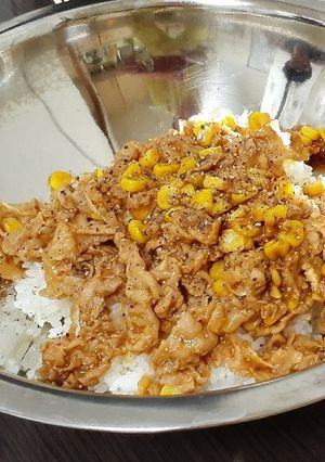 薄切り豚バラ肉とコーンだけのビビンパ-レシピのメイン写真