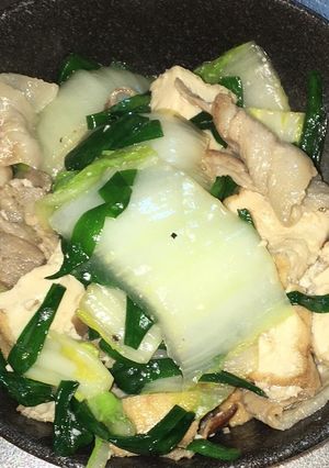 豚バラと厚揚げとニラの海鮮味覇炒め-レシピのメイン写真