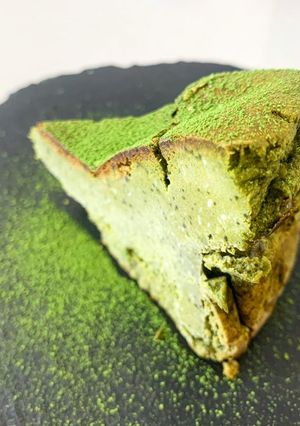 深み抹茶の濃厚バスクチーズケーキ-レシピのメイン写真