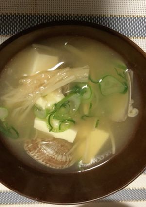 あさり、豆腐、エノキのお味噌汁-レシピのメイン写真