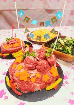 お祝い・おうちパーティーに♪肉ケーキ-レシピのメイン写真