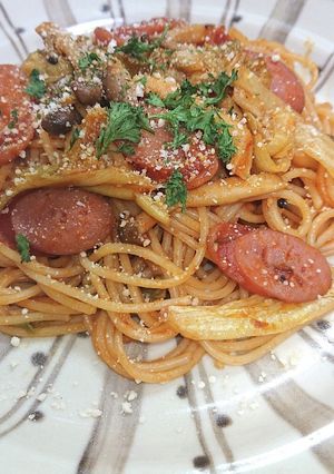 ウインナーとしめじとレタスのナポリタン-レシピのメイン写真
