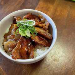 รูปของ サッと作れる！豚バラ肉の甘辛丼！