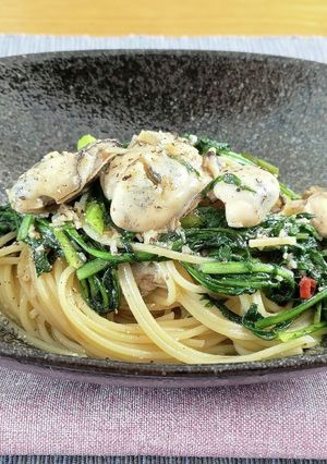牡蠣と春菊の和風パスタ-レシピのメイン写真