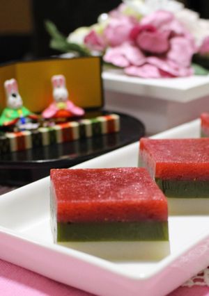 ひな祭りに★菱餅色の苺ようかん-レシピのメイン写真