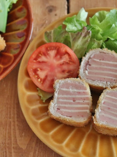 節約おかず*ハムとチーズのしましまフライ-レシピのメイン写真