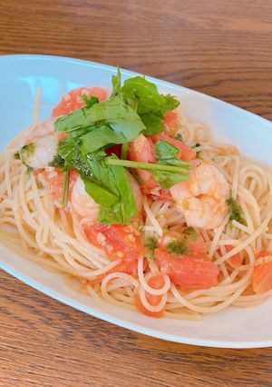 【簡単】完熟トマトと海老のペペロンチーノ-レシピのメイン写真