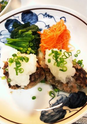 簡単すぎっ!きのこたっぷり和風ハンバーグ-レシピのメイン写真