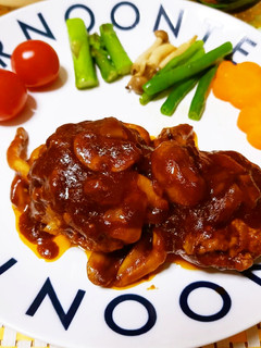 ケチャップで簡単!煮込みハンバーグ-レシピのメイン写真