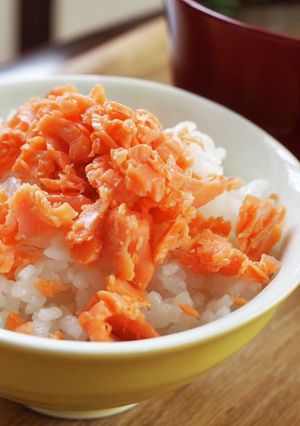 お弁当や常備菜に手作り鮭フレーク-レシピのメイン写真