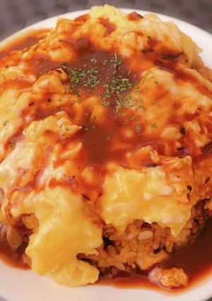 ふわとろチーズオムライス＊デミ風仕立て-レシピのメイン写真