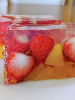 いちごとフルーツのゼリー-レシピのメイン写真