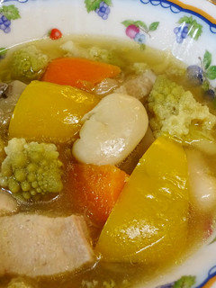ロマネスコと白花豆とムネ肉のポトフ-レシピのメイン写真