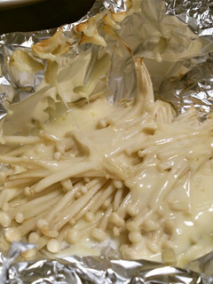超簡単☆チーズのせエノキのホイル焼き-レシピのメイン写真