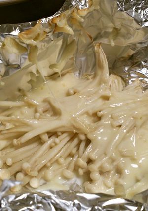 超簡単☆チーズのせエノキのホイル焼き-レシピのメイン写真
