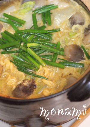 ココナッツ＊カレーラーメン鍋♫-レシピのメイン写真