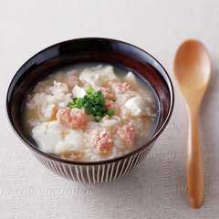 A picture of 豆腐とタラコのおじや.