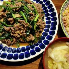 รูปของ 牛肉とほうれん草の炒め
