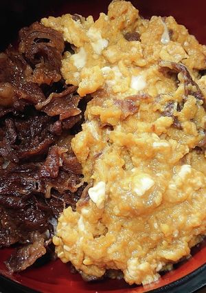 しぐれ煮と卵とじの２色丼-レシピのメイン写真