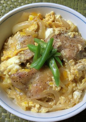 お肉がゴロゴロ親子丼-レシピのメイン写真