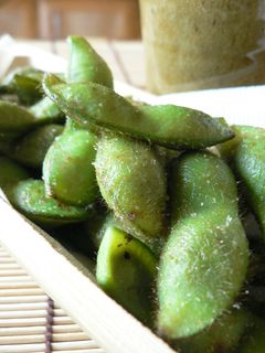 ◎ 枝豆に昆布茶粉をかける!! ◎ -レシピのメイン写真
