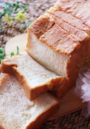 ふんわりモッチリ♡ヨーグルトの生食パン-レシピのメイン写真